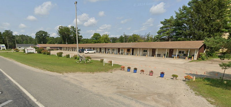 Johnnys Motel - 2024 Street View (newer photo)